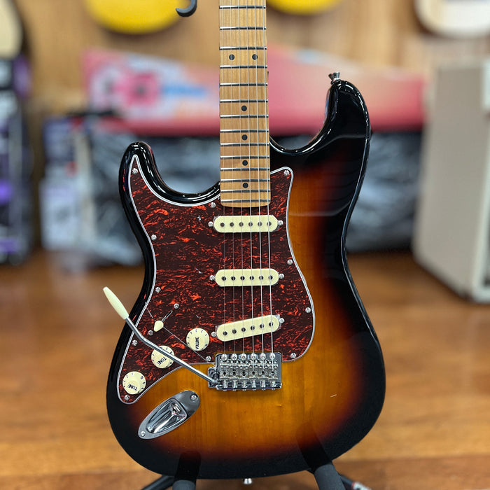 JET Guitars JS-300 SB LH Solidbody Strat-style - Sunburst Left Handed, Roasted Maple Neck