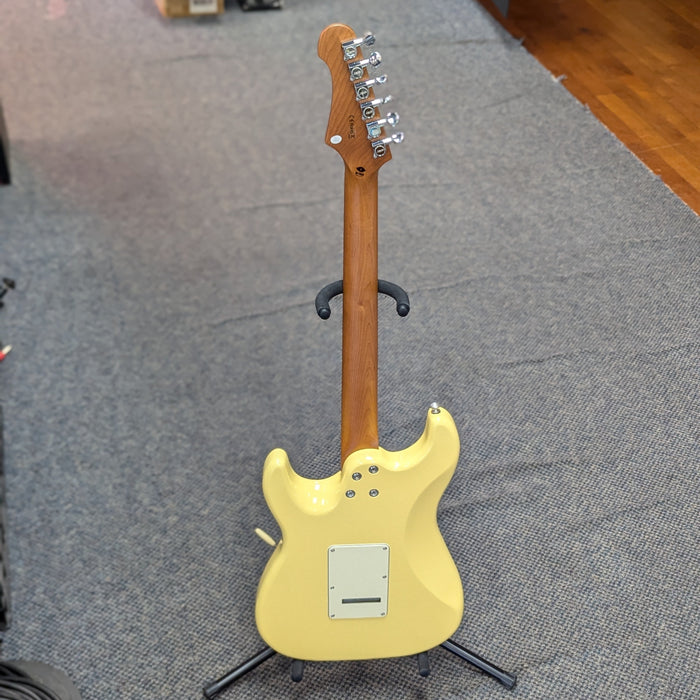 JET Guitars JS-400 VYW Solidbody Strat-Style Guitar - Vintage Yellow HSS, Roasted Maple Neck