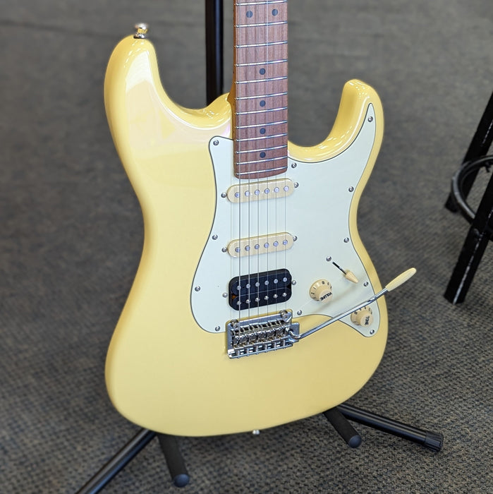 JET Guitars JS-400 VYW Solidbody Strat-Style Guitar - Vintage Yellow HSS, Roasted Maple Neck