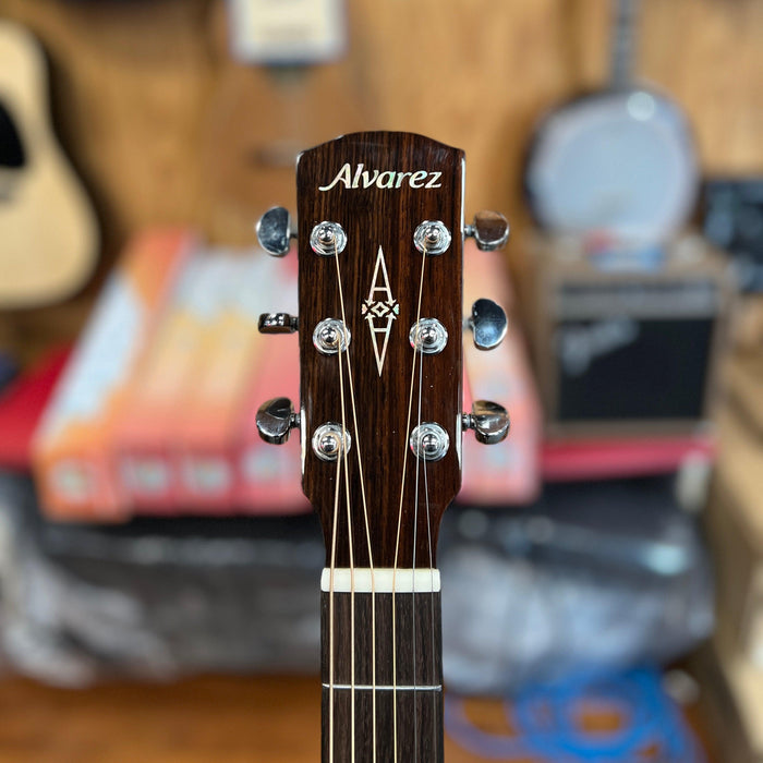 USED Alvarez AEG70CE Grand Auditorium Acoustic-Electric Guitar, Natural