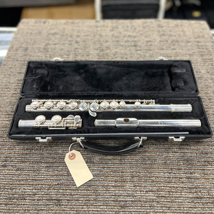 USED Armstrong 102 Student Flute Outfit, Made in USA (Serial # 8020260)