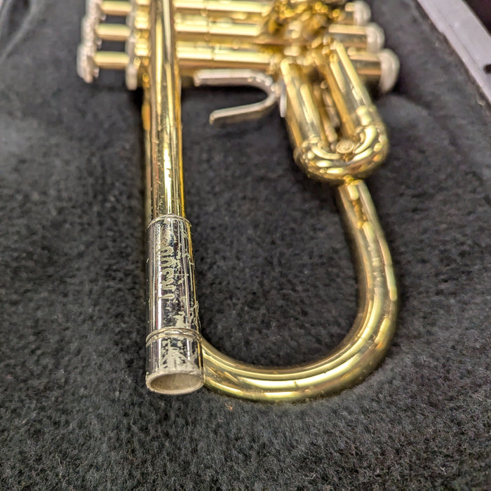 USED Bach TR300 Student Trumpet Outfit w/ Case & 7C Mouthpiece