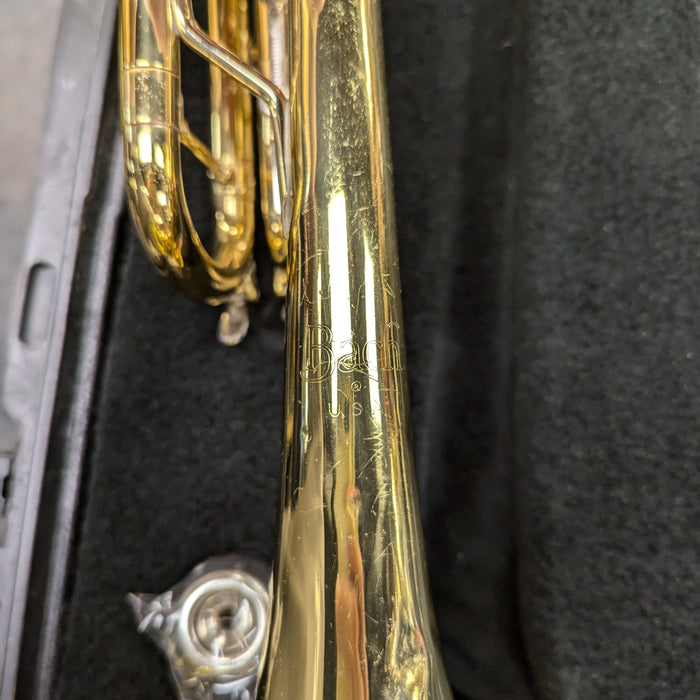 USED Bach TR300 Student Trumpet Outfit w/ Case & 7C Mouthpiece