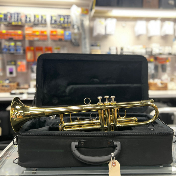 USED Bach USA TR300H2 Student Trumpet (272633)