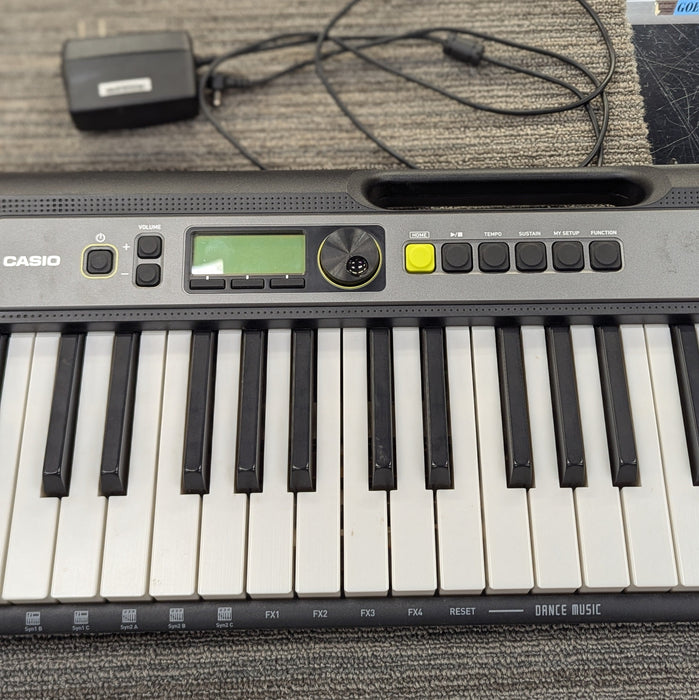 USED Casio LK-S250 61-Key Portable Keyboard