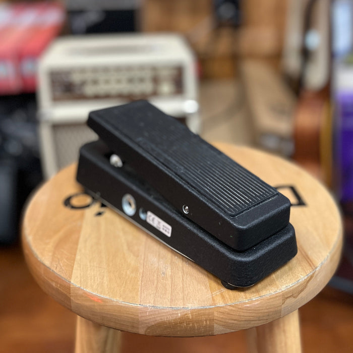 USED Dunlop GCB-95 Cry Baby Wah Pedal