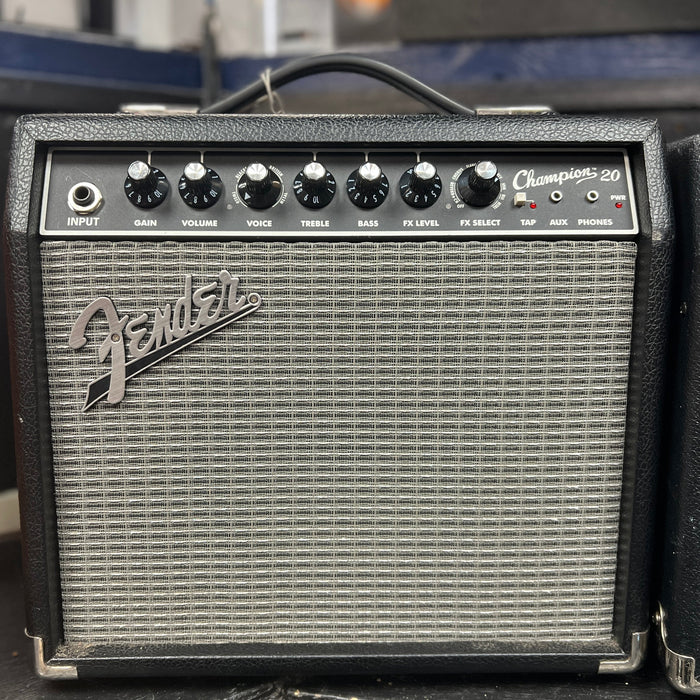 USED Fender Champion 20 Guitar Amp Combo