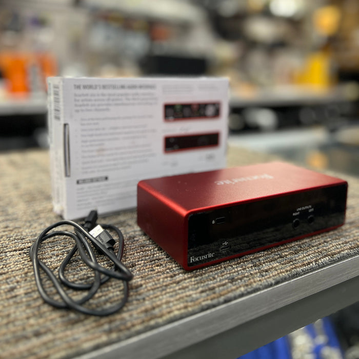 USED Focusrite Gen 3 Scarlet 2i2 USB Interface