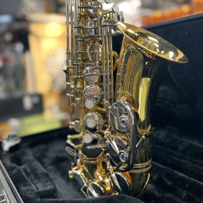 USED Jupiter JAS-769 Alto Saxophone Outfit (K77290)