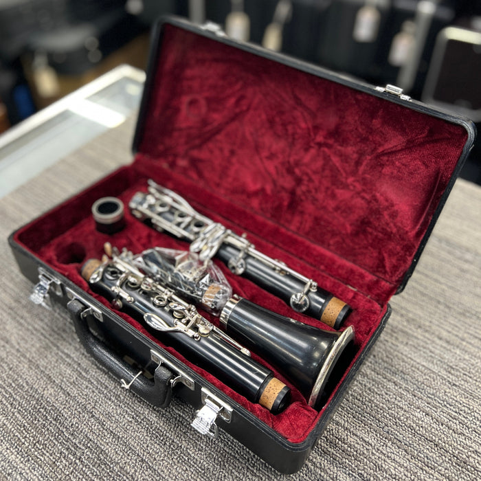 USED Jupiter JCL-635 Student Clarinet Outfit (N82823)