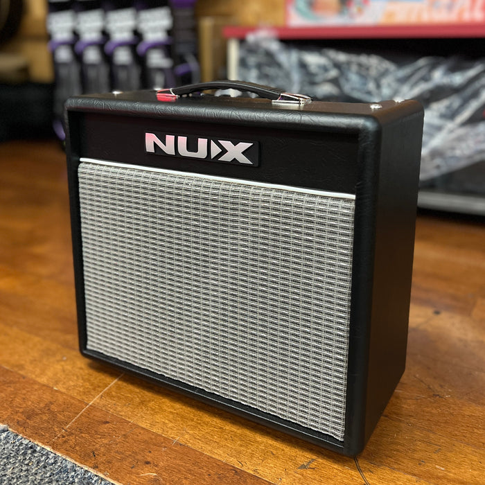 USED NUX Mighty 20 BT 20-Watt Digital Modeling Guitar Combo Amplifier