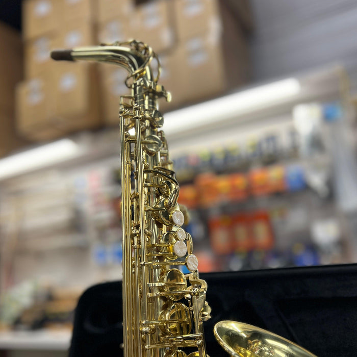 USED Rossetti Alto Saxophone Outfit (Serial # SL040522007)