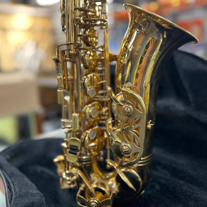 USED Vito Alto Saxophone Outfit, Taiwan, Serial (91603)