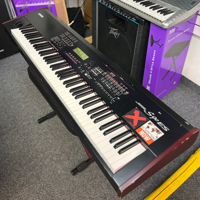 USED Yamaha S90es Digital Piano/ Synthesizer 88 Key