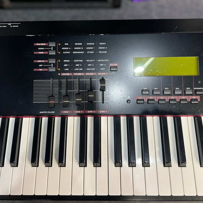 USED Yamaha S90es Digital Piano/ Synthesizer 88 Key