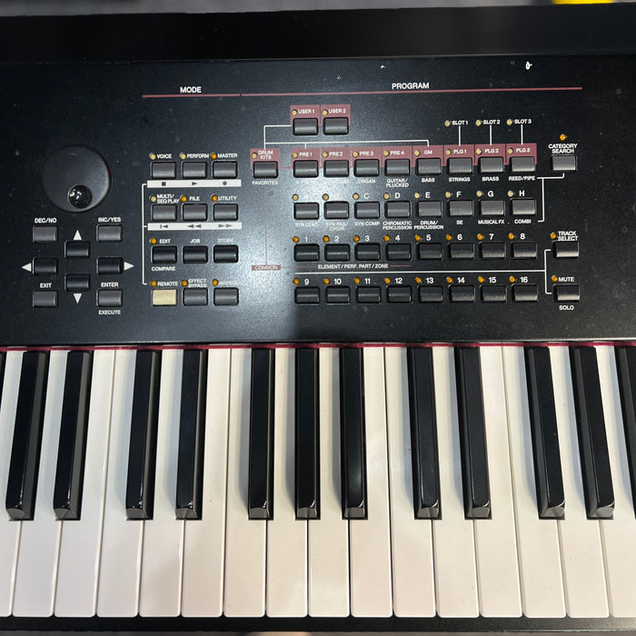 USED Yamaha S90es Digital Piano/ Synthesizer 88 Key